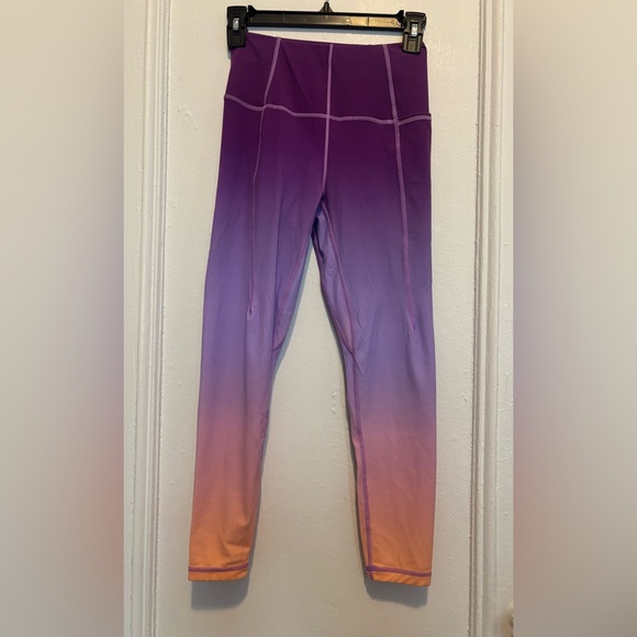 Sweaty Betty | Super Soft 7/8 Purple / Orange Ombre Leggings - Size 4 - Picture 1 of 3
